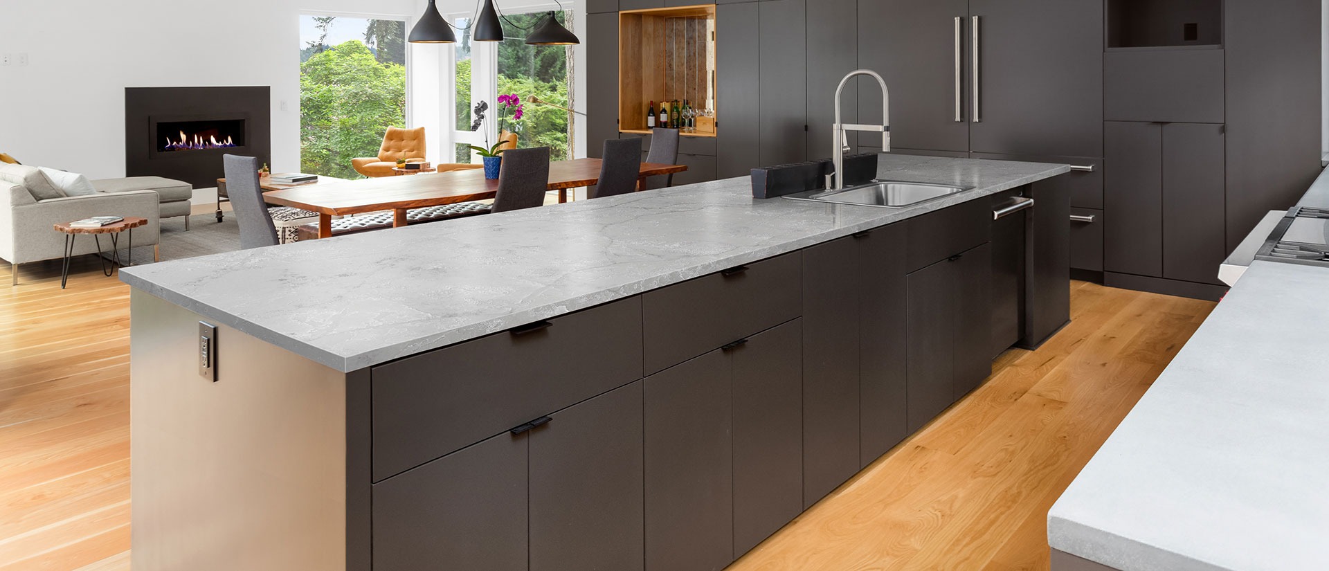 Calacatta Versailles quartz slab