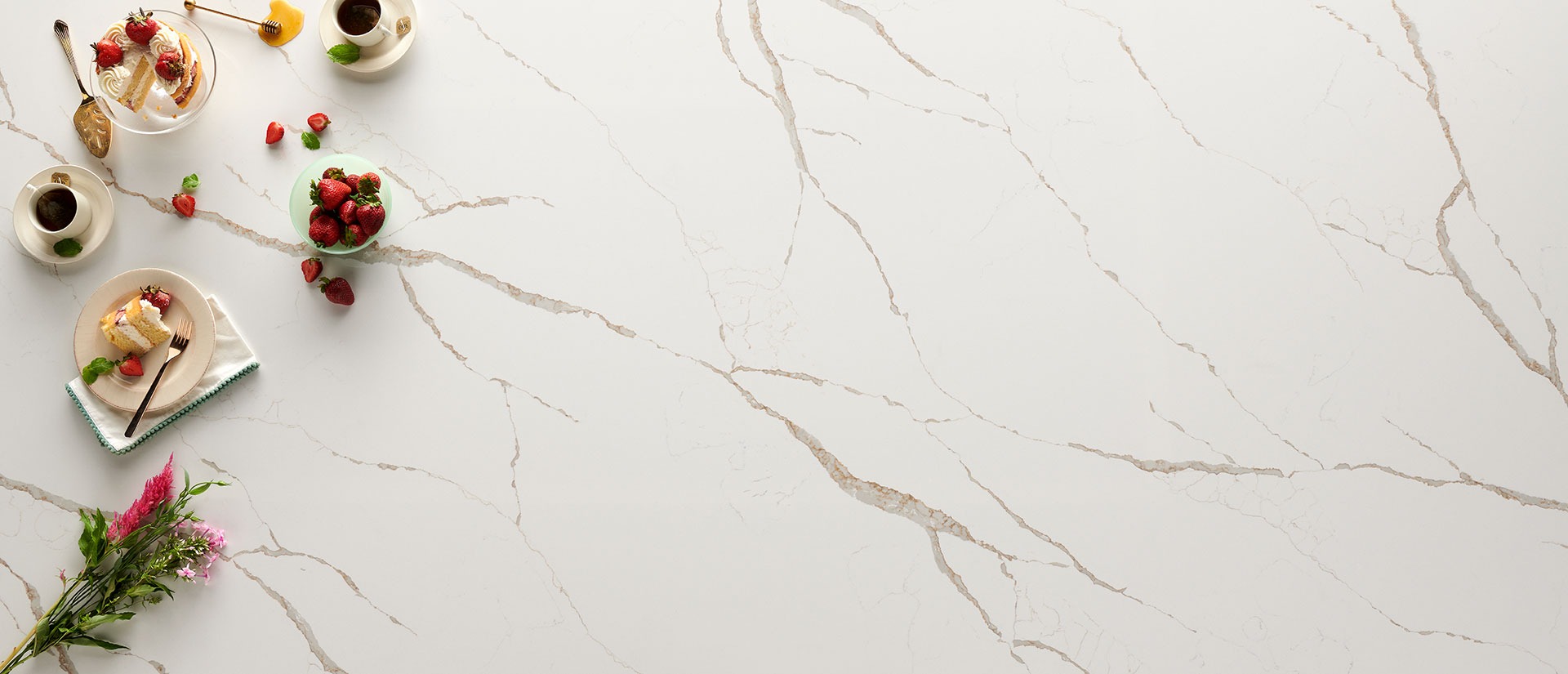 Calacatta Laza Oro quartz slab