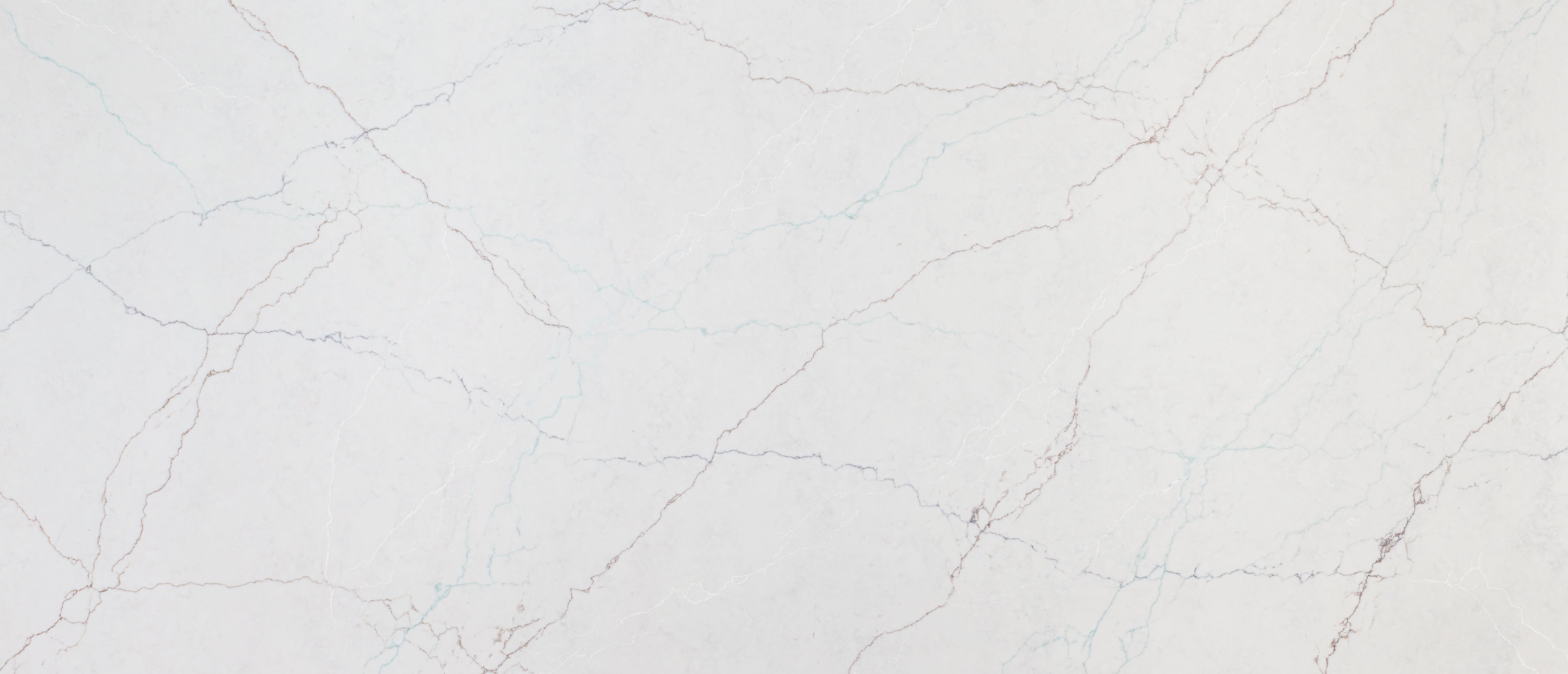 Calacatta Miraggio Seaglass quartz slab